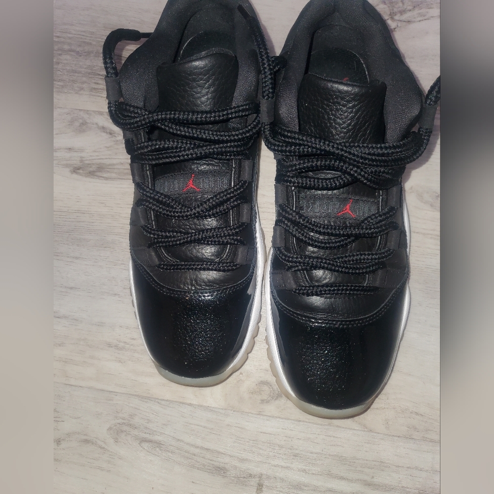 Jordan 11